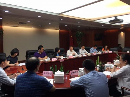 2《一带一路沿线国家法律风险防范指引》第二批丛书编写会 (1)